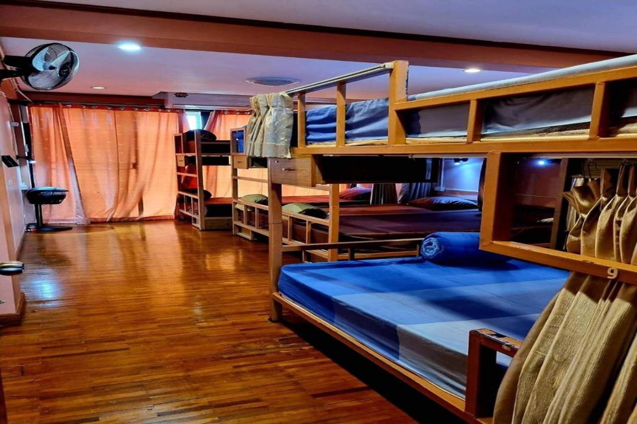 T2B Home (Adults Only) Chiang Mai Eksteriør bilde
