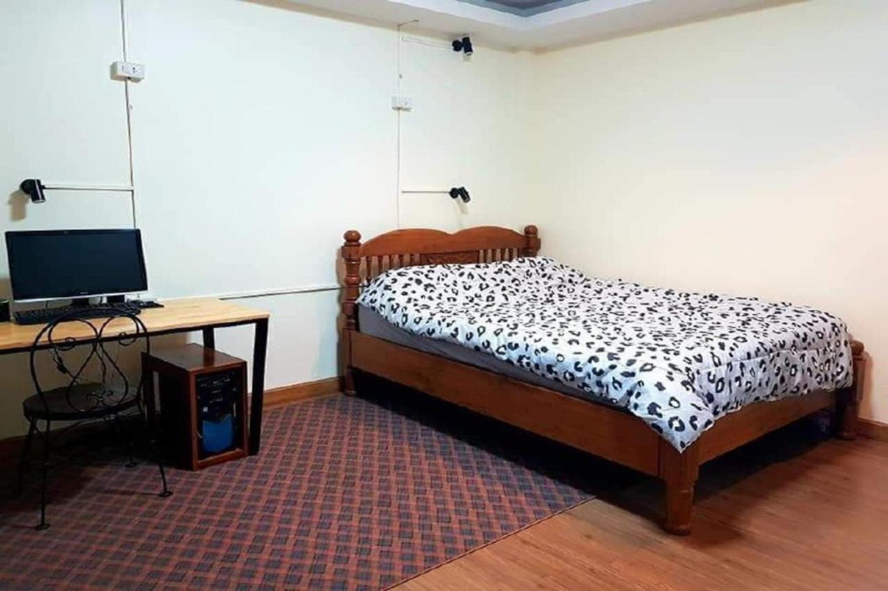 T2B Home (Adults Only) Chiang Mai Eksteriør bilde
