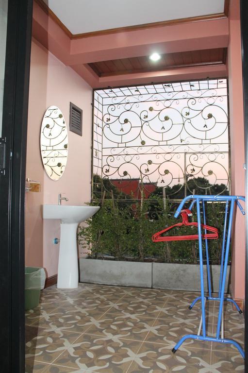 T2B Home (Adults Only) Chiang Mai Eksteriør bilde