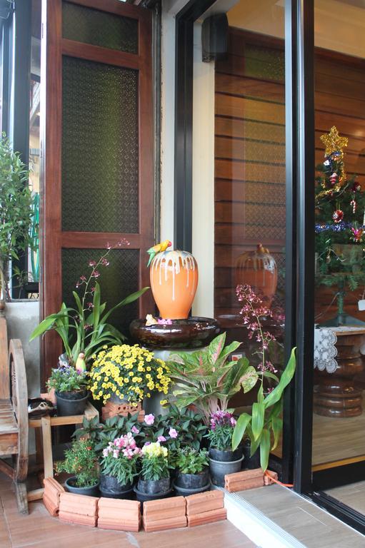 T2B Home (Adults Only) Chiang Mai Eksteriør bilde